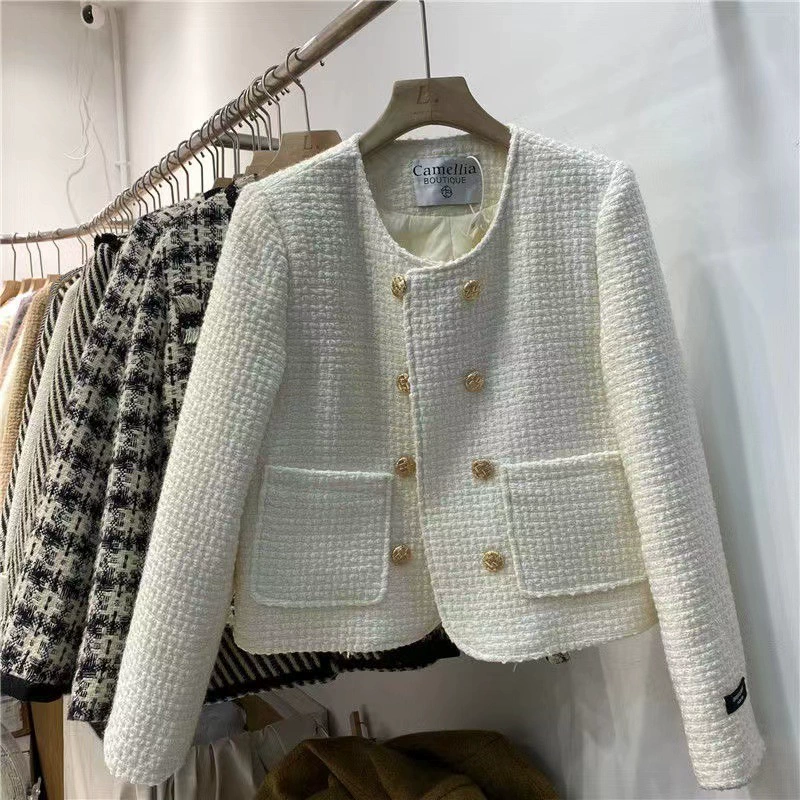 Короткий осенний жакет, стиль Chanel, 2024 год
