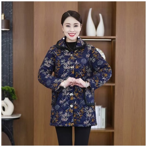 New Mid-Age Mother Winter Cotton Jacket Stylish and Noble Loose Plus Size Warm Plush Cotton Coat with Added Padding and Thickness