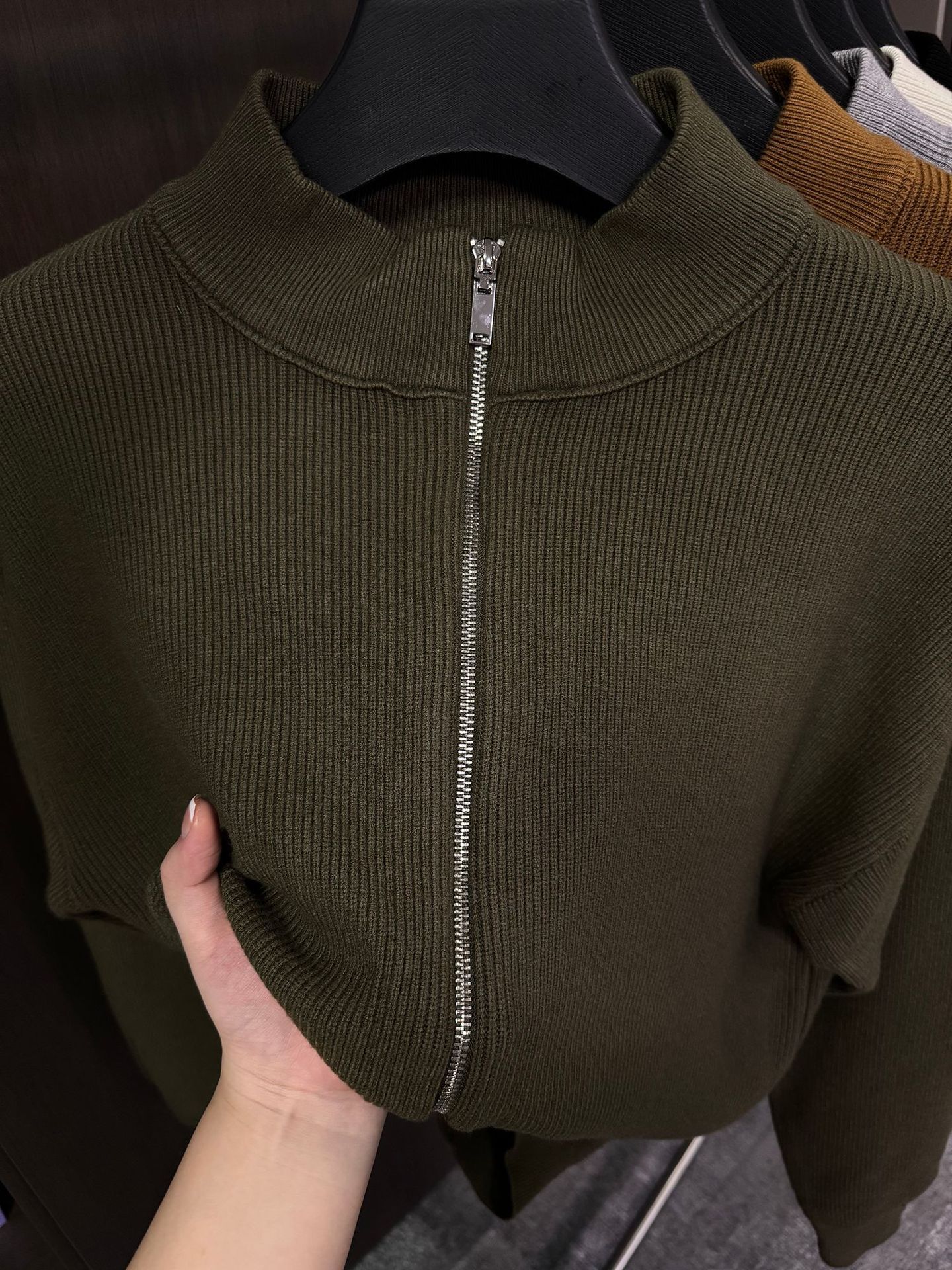 Suéter de hombre con cremallera de punto Cardigan de invierno nuevo cuello de media altura suéter de manga larga de viento perezoso chaqueta