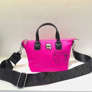 Karl �Ϸ𠔽���С̖�������ˮ�������e�μ������б���С����