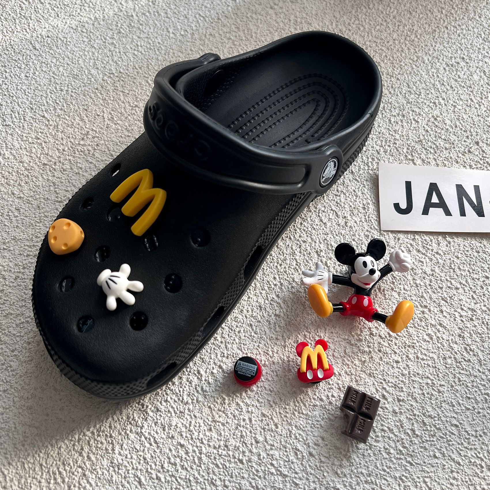 洞靴アクセサリーdiyミッキー靴花趣味食遊びカルロチ洞靴アクセサリー女性装飾