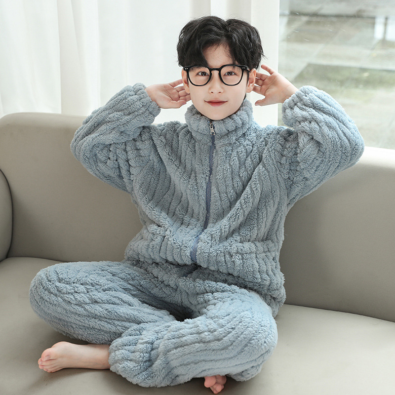 남학생 잠옷 플란넬 가을과 겨울 어린이 두꺼운 따뜻한 산호 양털 세트 중 · 대형 어린이 외모 가정 옷