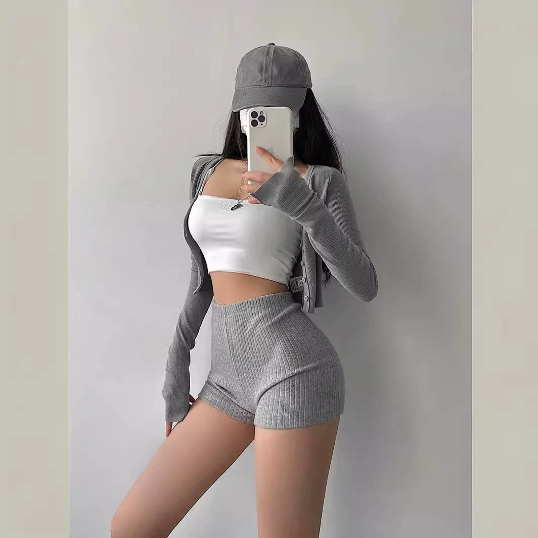 Sexy Elastic Knitted Shorts with High Waist, Slim Fit, European Style, Hip Accent for Leisure