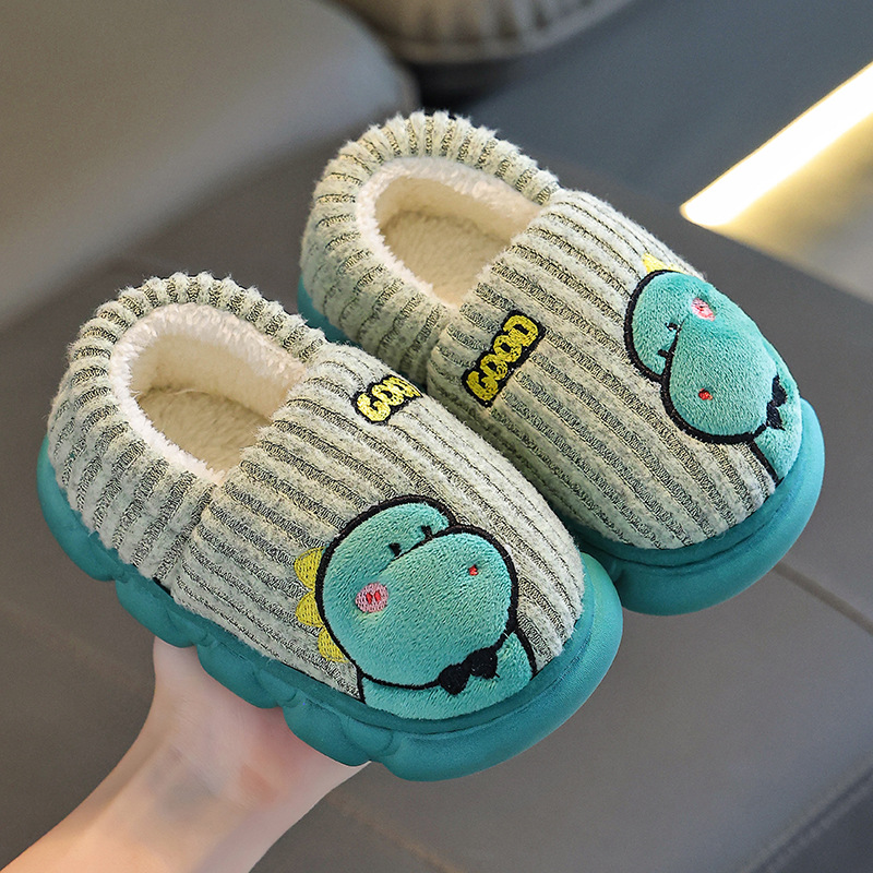 Otoño y invierno bolsas de zapatos de talón de algodón para niños y niñas, zapatillas de algodón para padres y niños pequeños y grandes.