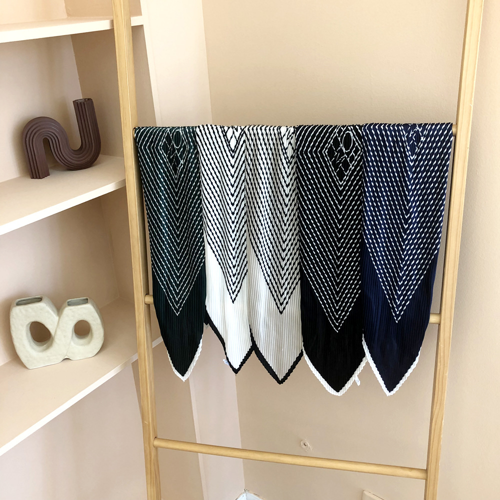Simple Style Style Women's Simple Style Stripe Satin Silk Scarves