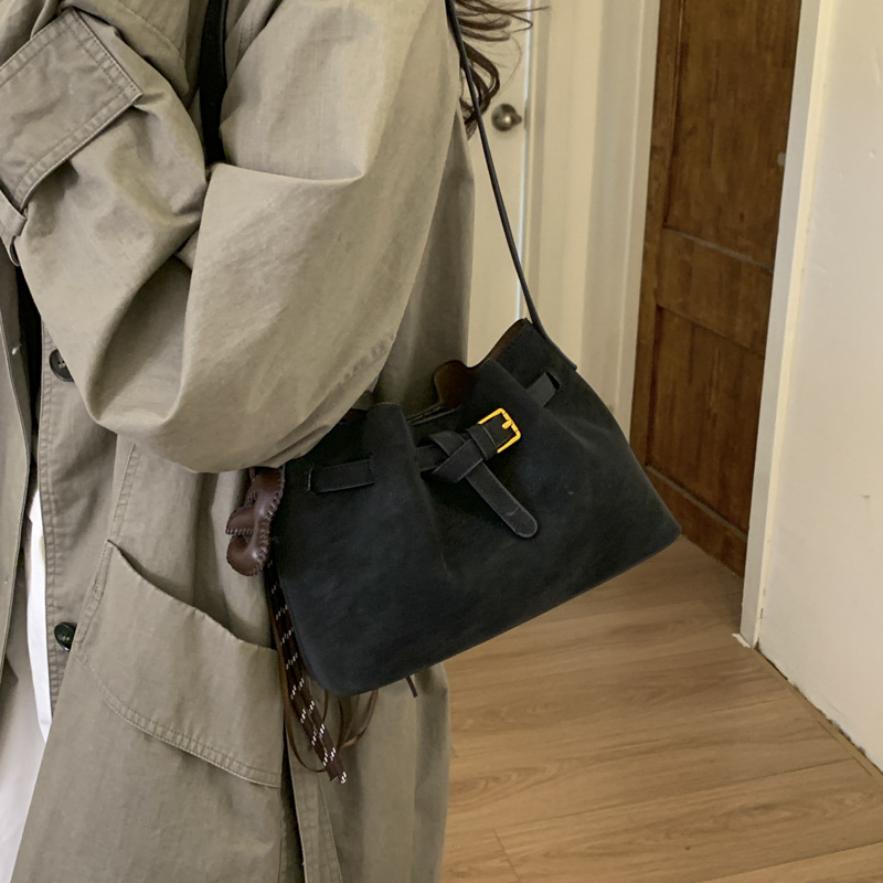 Niche Retro Market Basket Tote Bag For Women 2025 New Suede Brown Bucket Bag Shoulder Crossbody Cloud Bag - Thumbnail 4