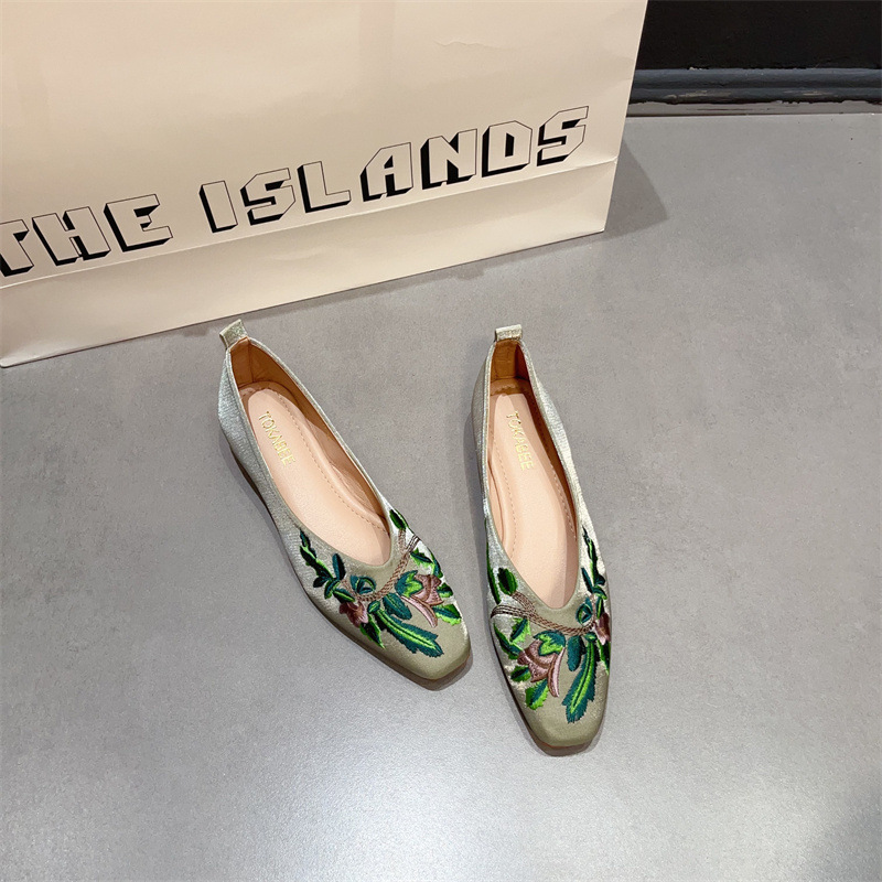 Chunky Heel Shoes Chinese Style Square Toe Pumps Retro Embroidered Cheongsam Hanfu Shoes Low Heel Pumps for Women