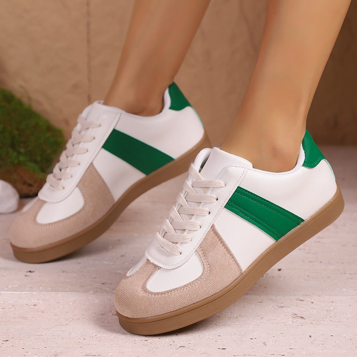 Независимая станция, внешняя торговля, трансграничная классическая ретро-немецкая тренировочная женская обувь, осень 2024, универсальные белые туфли с цветными сочетаниями, женская повседневная обувь
