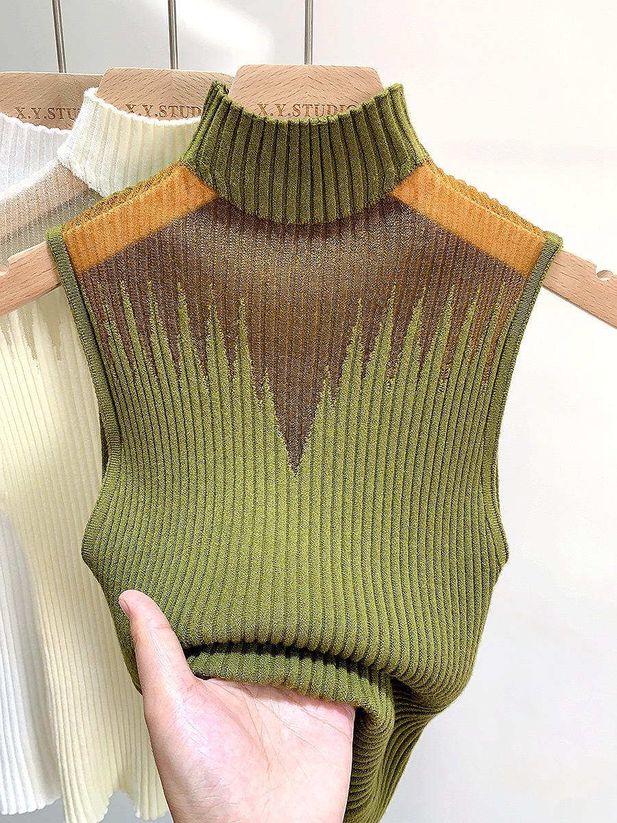 Knitted Tank Top 4
