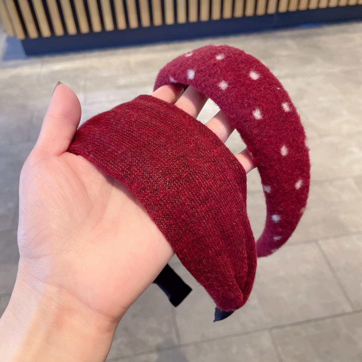 Red Plaid Woolen High-crown Headband, Clip, Hair Tie, High-end Versatile Fabric Wide-brimmed Headband For Going Out_voghion.com