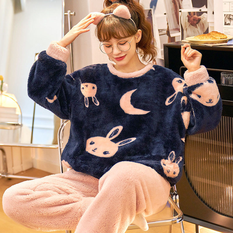 Pijamas de invierno de mujeres de invierno grueso con ropa de franela de terciopelo otoño y invierno de mediana edad Coral Pijamas damas de primavera y otoño