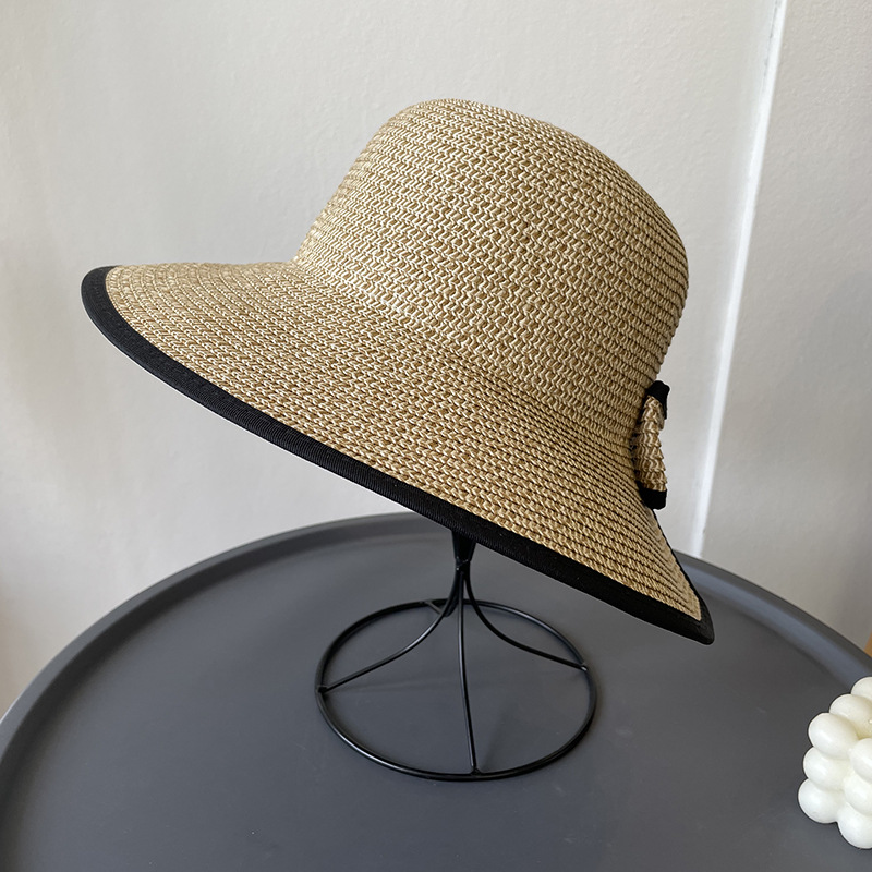Spring and summer straw hat for women