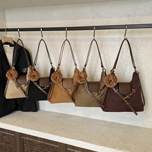 �＾���ֵ�͹Ŵ�����Ůʽ�p���2025�¿�󱳰����Æμ�����ذ�