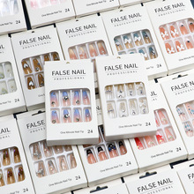 ���  ���b  ���L��  �����׺����Y��Ƭ�Ͻ��c荷�ʽ��ָ�א��ĺ�