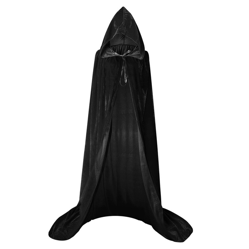 国境を越えて起爆したハロウィーンのベルベットと帽子の長いマント服装呪術師の役が黒いローブマントを演じる|undefined