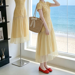 �Sɫ���L����ʽ���۸���ѩ���Lȹ�ļ��¿��@���Ąe�´̽��B��ȹŮ