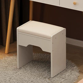 电脑桌;书架;床头柜