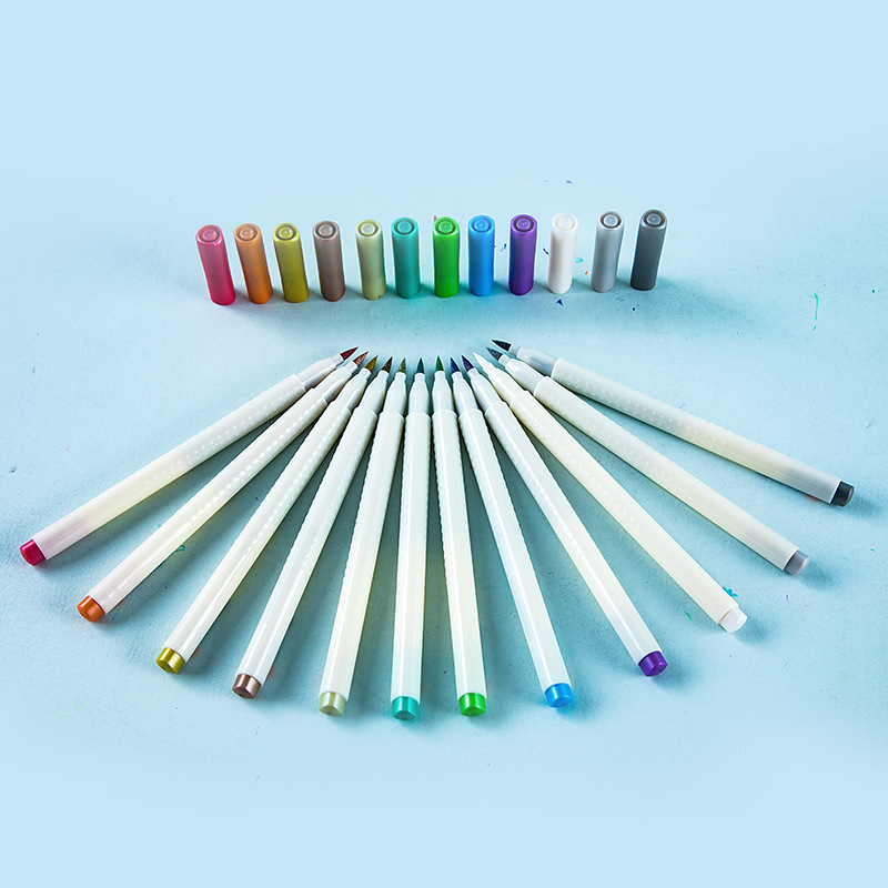 505 Pluma de metal Pluma flash de fantasía Marcación de color de metal Libro de mano de bricolaje Marcación fluorescente Juego de 12 colores