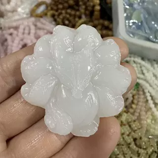 新款白玉九尾狐吊坠阿富汗玉狐仙挂坠玉石饰品配件厂家直供批发
