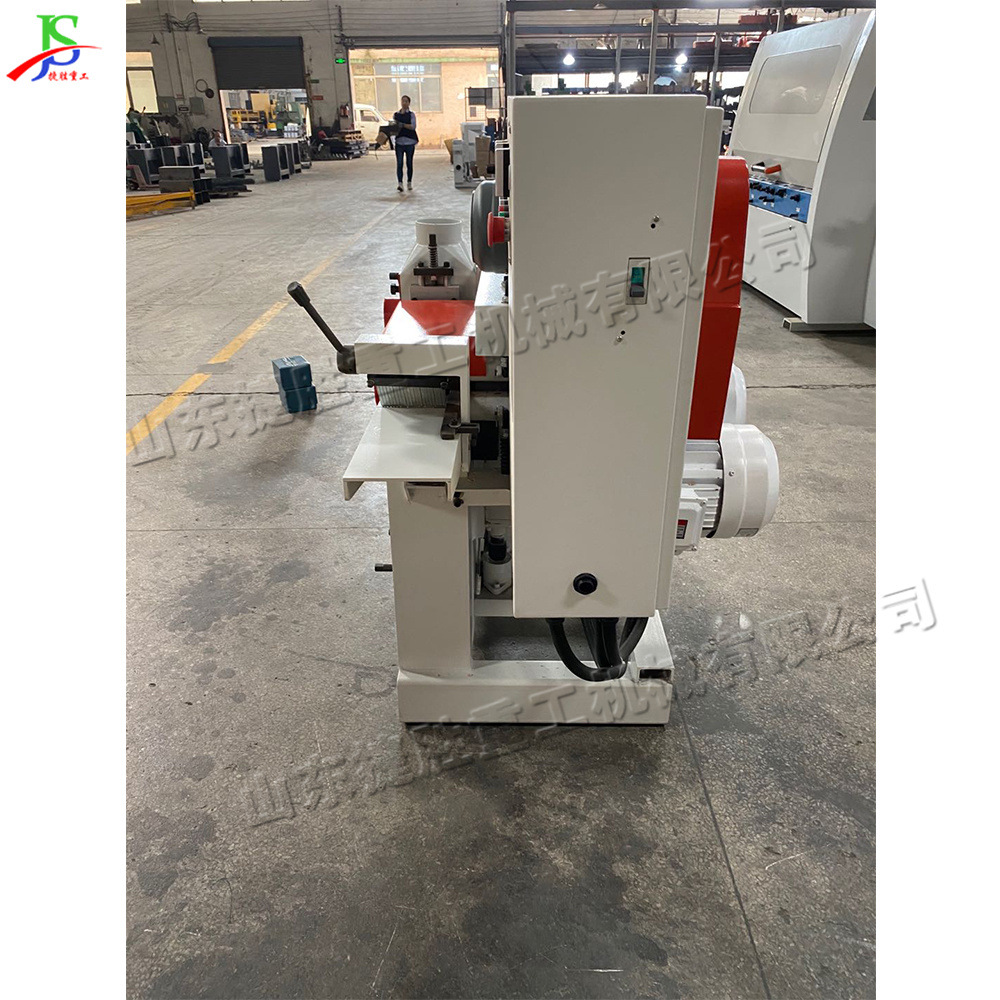 Máquina de procesamiento de varillas redondas de alta velocidad pequeña máquina automática de alimentación y retiro de material de madera redondeadora de mesa máquina de formación de varilla de barrida