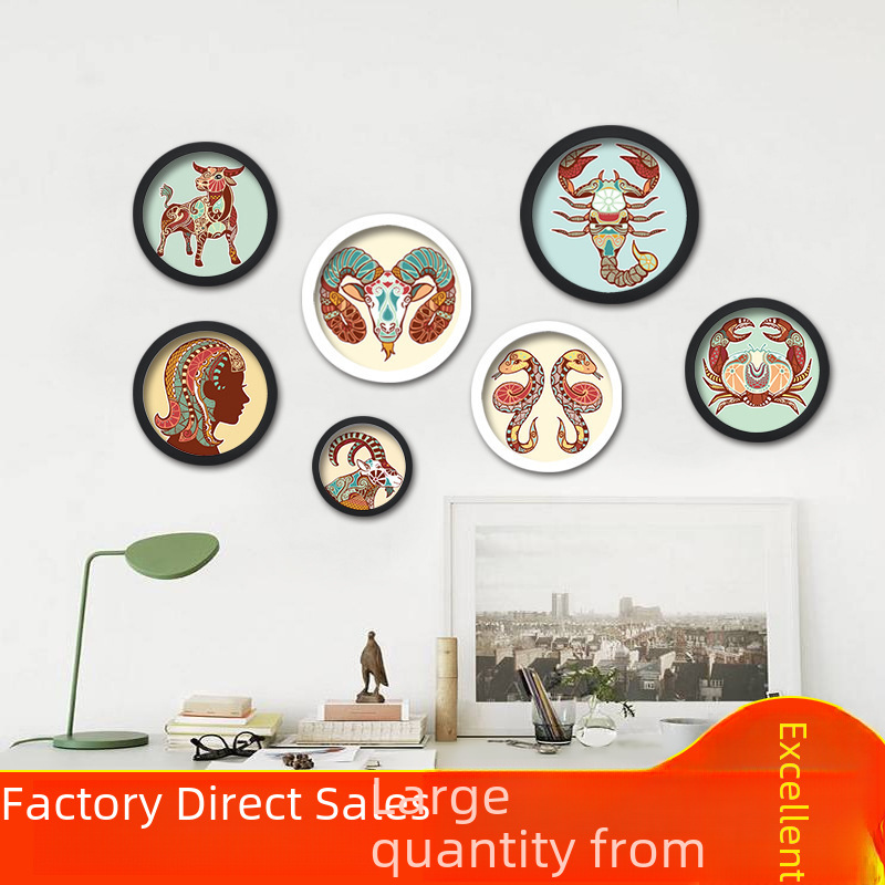 Round wall photo frame