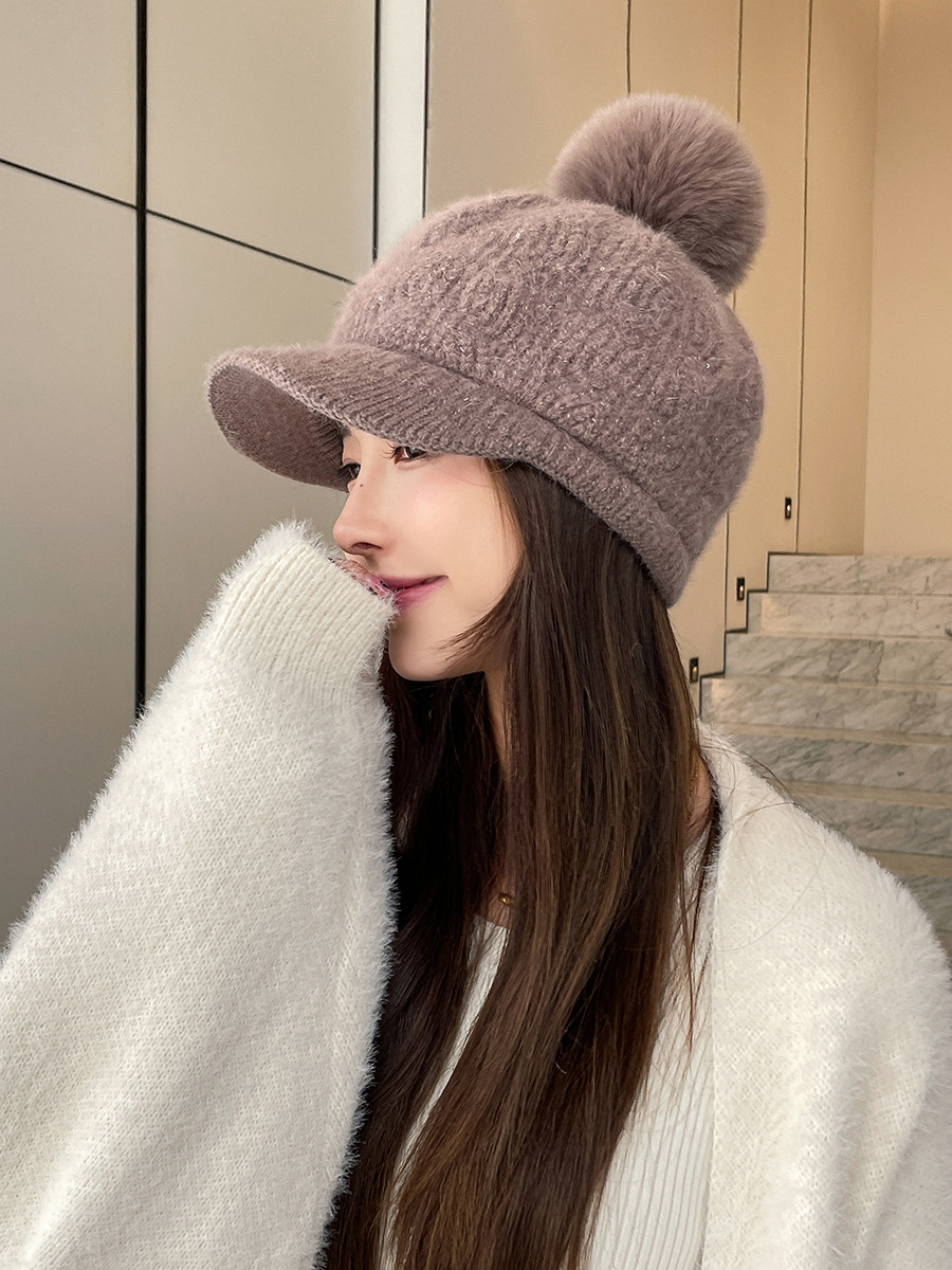 Herbst und Winter Samt Kaninchenfell Damen Baseballmütze Textur Pailletten Wollknäuel Gestrickte Entenschnabelmütze Trend Warme Mütze Garnmütze_voghion.com