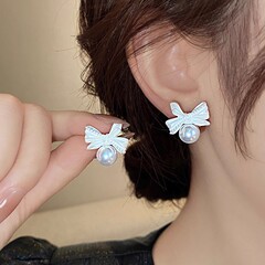 轻奢高级感气质珍珠蝴蝶结耳环女925银针独特小众耳钉百搭耳饰品