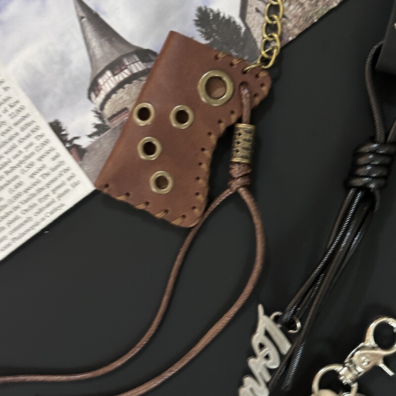 新しいクロスボーダーレトロ完成品ペンダント miu バッグペンダントアクセサリートランプ装飾キーホルダーペンダントストラップ|undefined