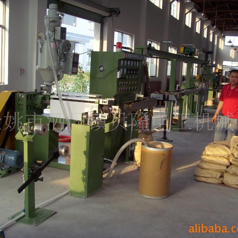 厂家供应电线电缆押出机 网络线 高速电线电缆押出机组塑料挤出机