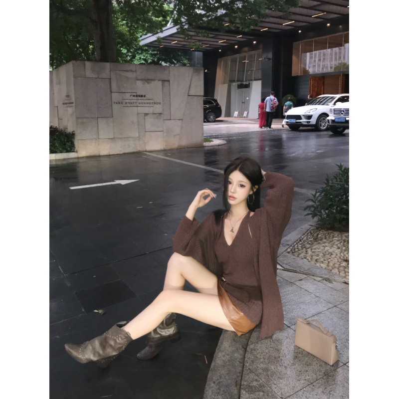 早秋慵懒风宽松针织开衫外套吊带百搭低腰包臀皮短裙套装女|undefined