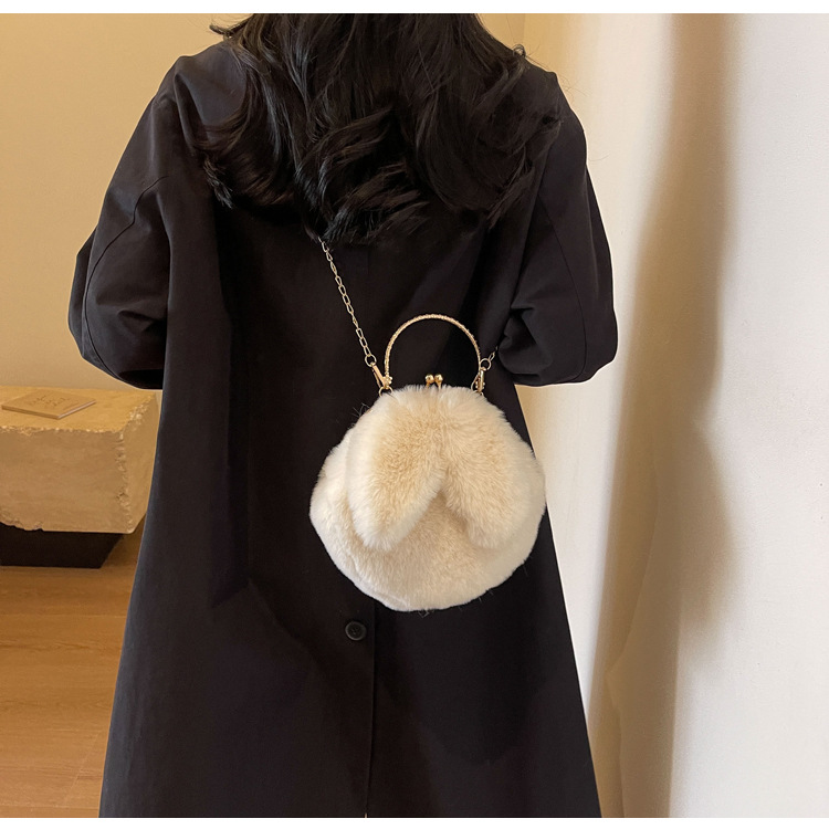 Borsa a tracolla in peluche da donna 2023, nuova borsa a tracolla con catena da principessa, versatile e carina, borsa con orecchie da coniglio per studenti_voghion.com