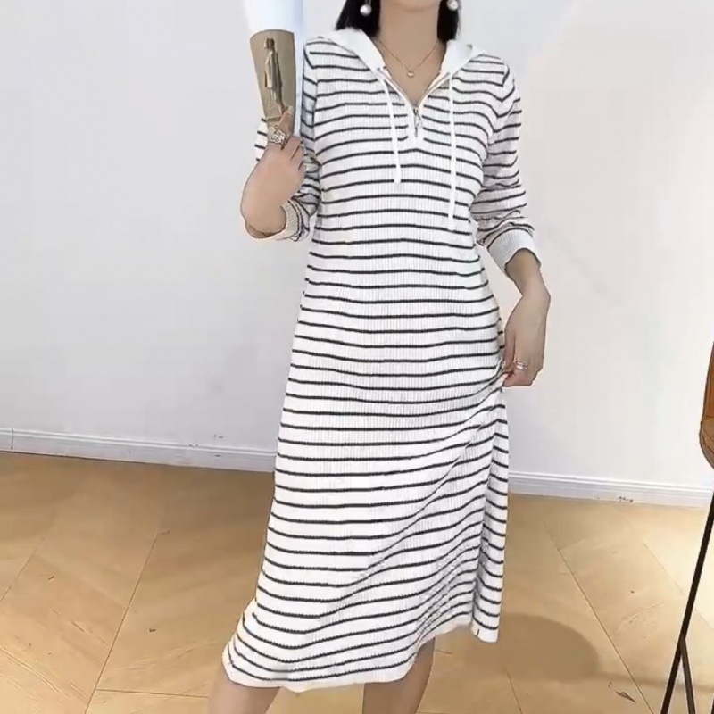New Chinese-style hooded striped sweater for women in autumn and winter long casual high-end base knitted dress to make them look slim