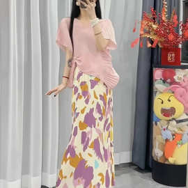 彩色印花半身裙女2026夏季新款百搭高腰显瘦中长裙松紧腰百褶裙子