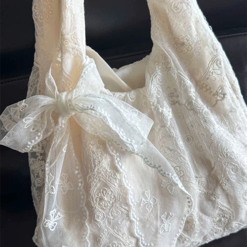 Korean small fresh lace flower canvas bag for women 2025 new large-capacity single-shoulder tote bag commuting underarm bag