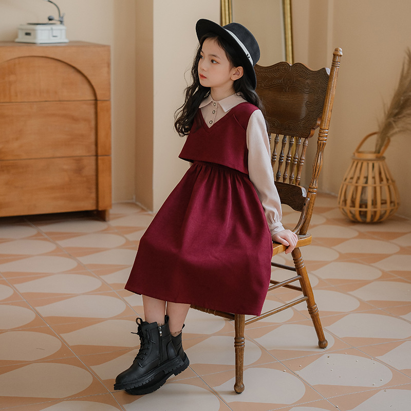 2024 niñas solapa moda falso vestido de dos piezas niños medianos y grandes rojo Otoño e Invierno vestido de princesa de pana vestido de padre e hijo