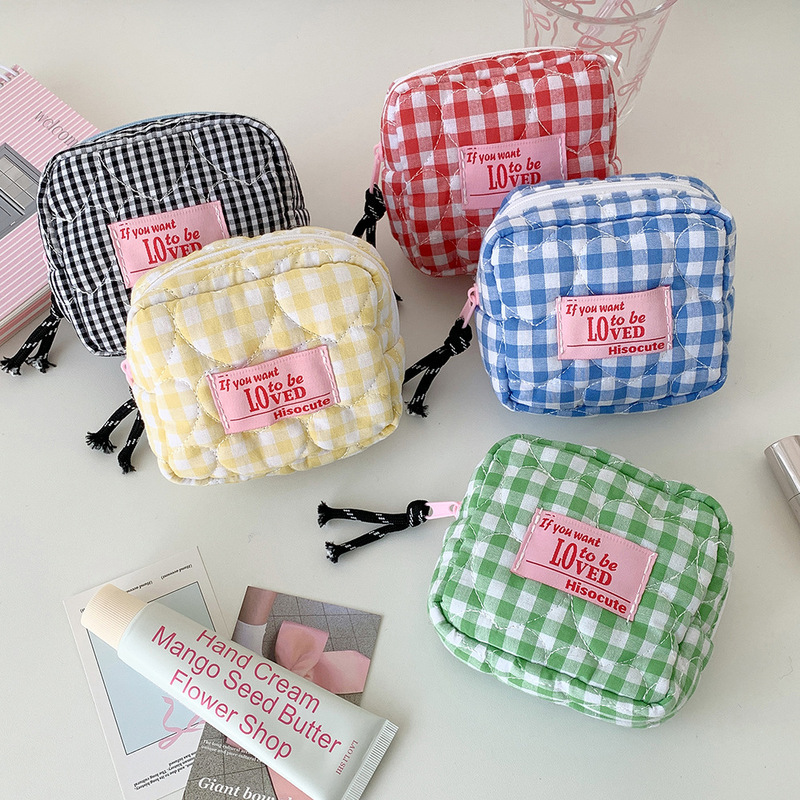Ins Quilted Plaid Cosmetic Bag Student Portable Sanitary Napkin Bag Coin Purse Mini Bluetooth Headset Bag Lipstick Bag