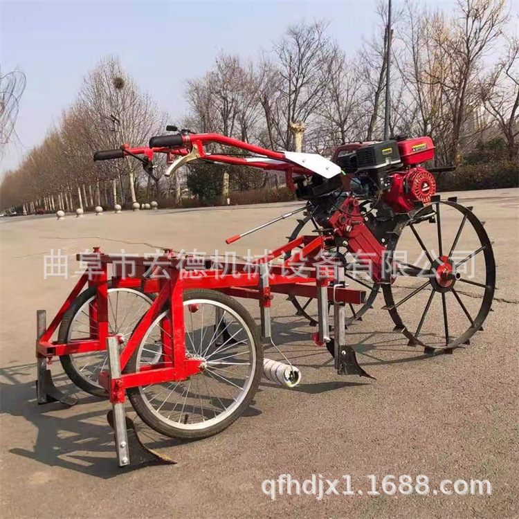 小拱棚自走式汽油地膜机 带滴灌架覆膜机 农作物覆膜机