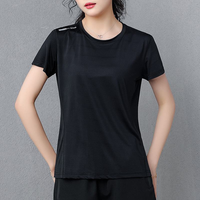 Hielo camiseta de manga corta para hombres 2024 verano helado elástico transpirable ropa de mujer de tamaño grande camiseta deportiva casual para hombres al por mayor