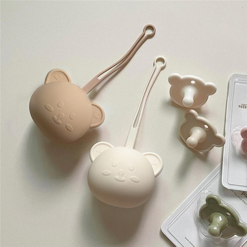 Korean baby pacifier box baby stroller lanyard mommy bag pendant bear silicone pacifier storage box