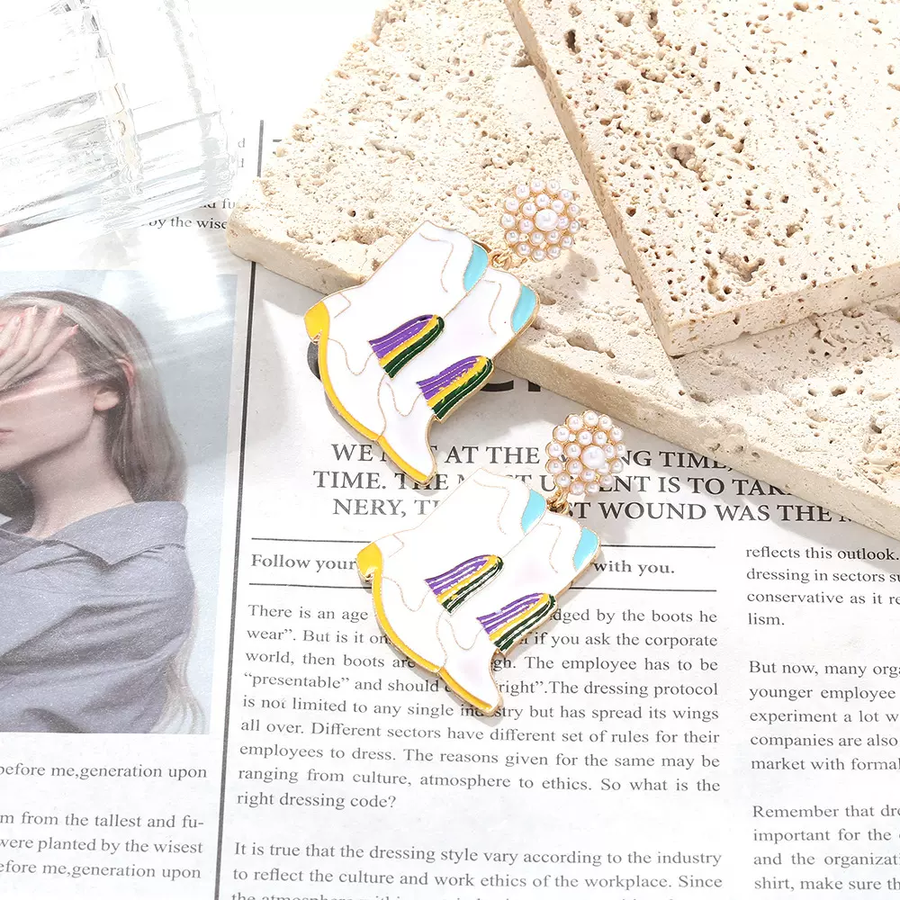 欧美时尚创意金属滴油流苏靴子耳坠个性小众设计感百搭耳饰