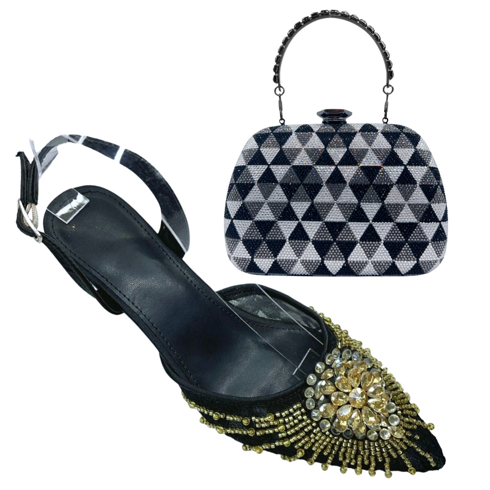 Zapatos estilo italiano para la cena sandalias de tacones finas de verano mujer diamante de punta zapatos de novia