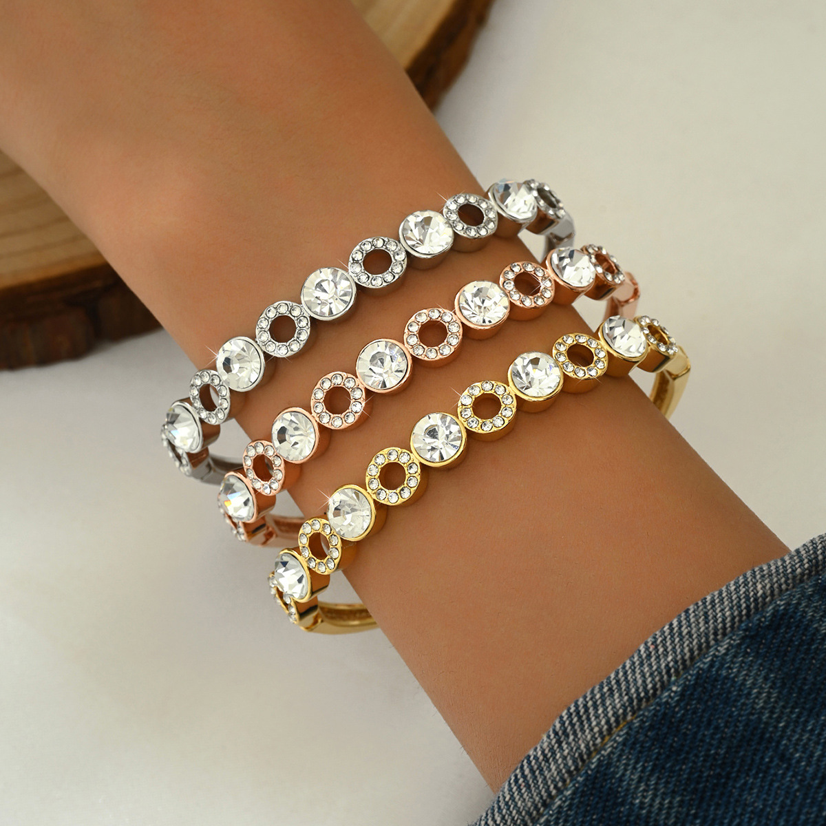 Brazalete retro de oro rosa in diamantes brazalete de geometría de moda coreana alta sensación de lujo ligero joyas al por mayor image 1