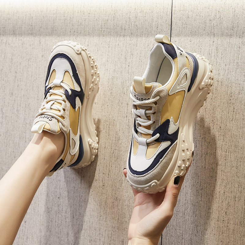 Universal white sneakers platform with hidden heel