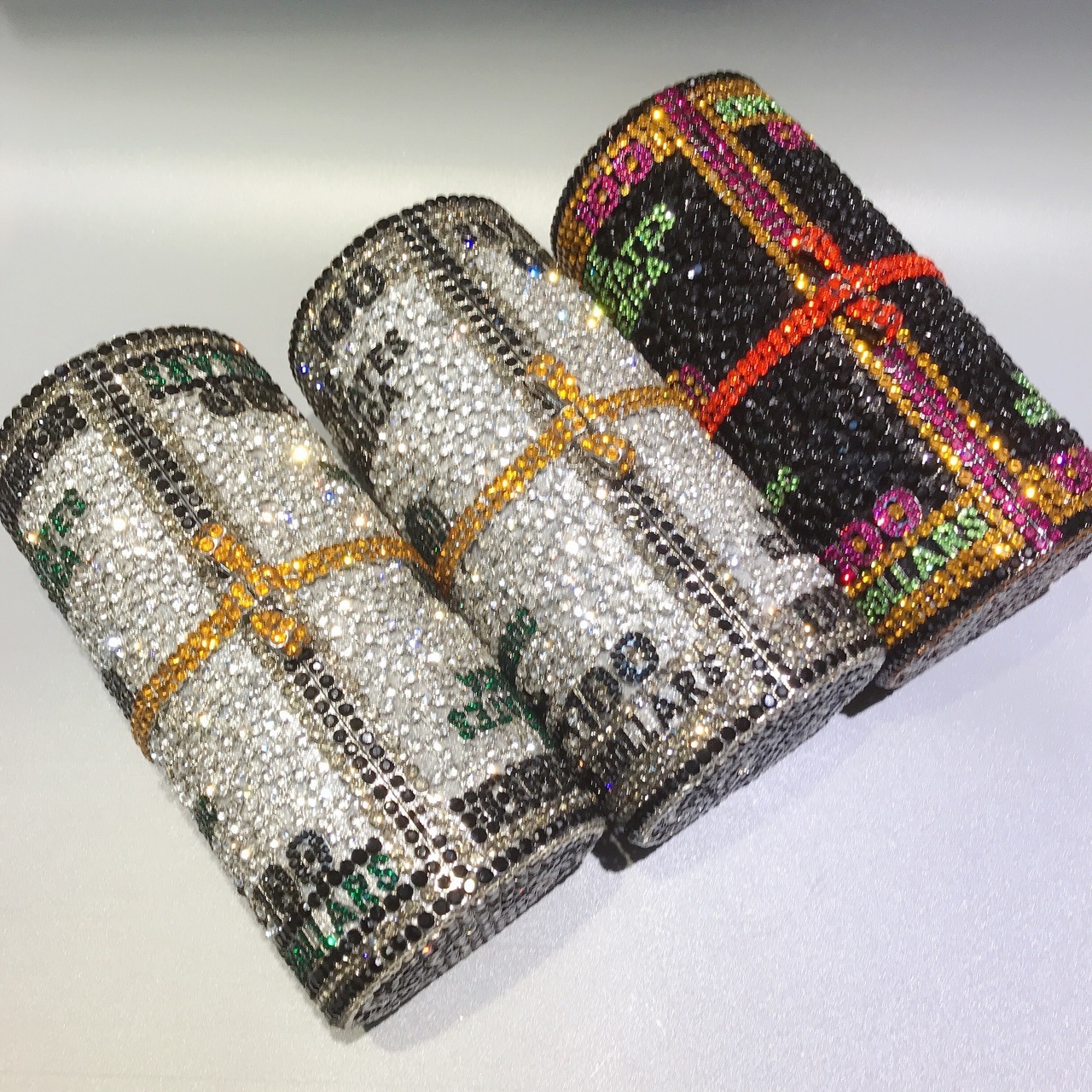 Nuevo rollo de bolsas de cristal de dólar bolsas de mano de banquete de diamantes cilíndricas bolsas de cena de metal