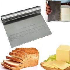 Stainless steel cutting surface knife commercial baking tool bread butter with scale curved household cream scraper cutting board