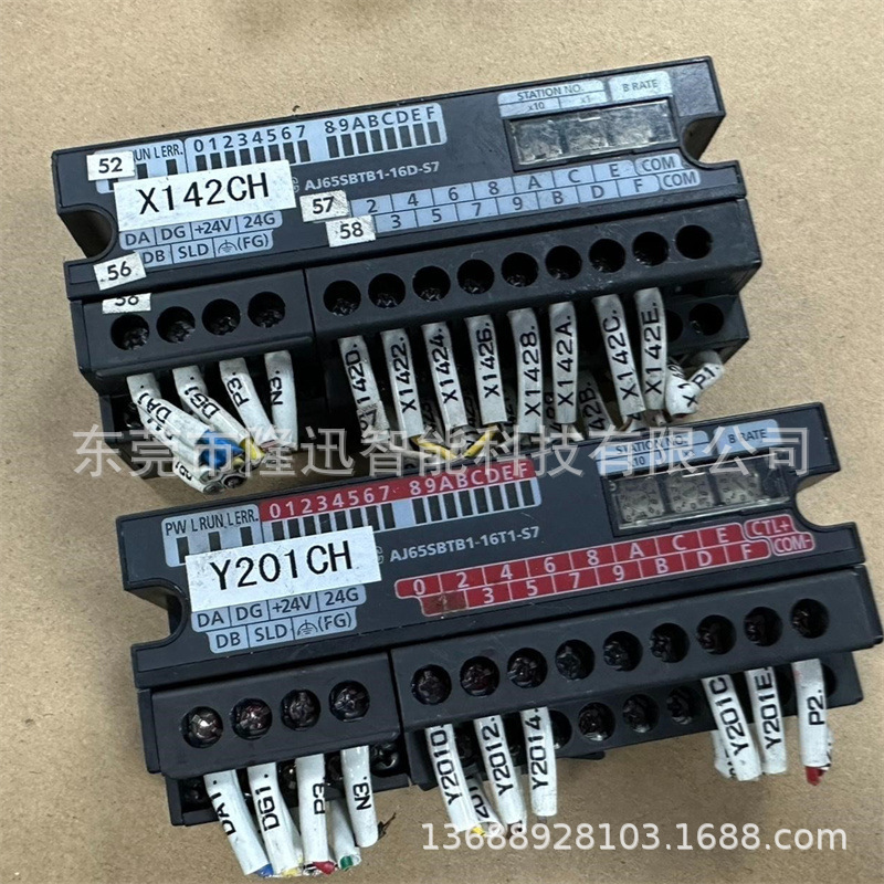 三菱PLC原装扩展模块AJ65SBT-64AD拍前议价