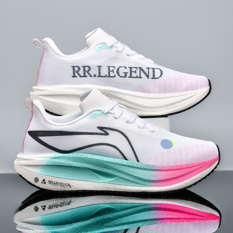 Zapatos deportivos de malla ultraligeros de marea nacional, transpirables y explosivos reales, zapatos para correr para estudiantes antideslizantes y resistentes al desgaste de suela gruesa retro para hombres y mujeres