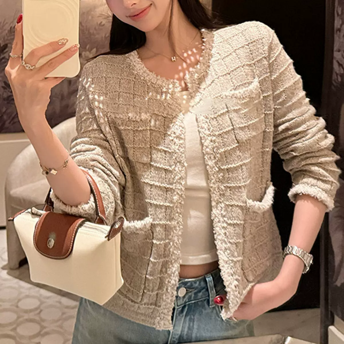 燕麦奶霜立体格纹毛边针织开衫小香风圆领短款毛衣外套早春新款女