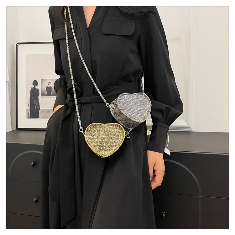 Women's Gender Streetwear Style Women's Mini Pu Leather Solid Color Streetwear Sequins Heart-shaped Zipper Crossbody Bag