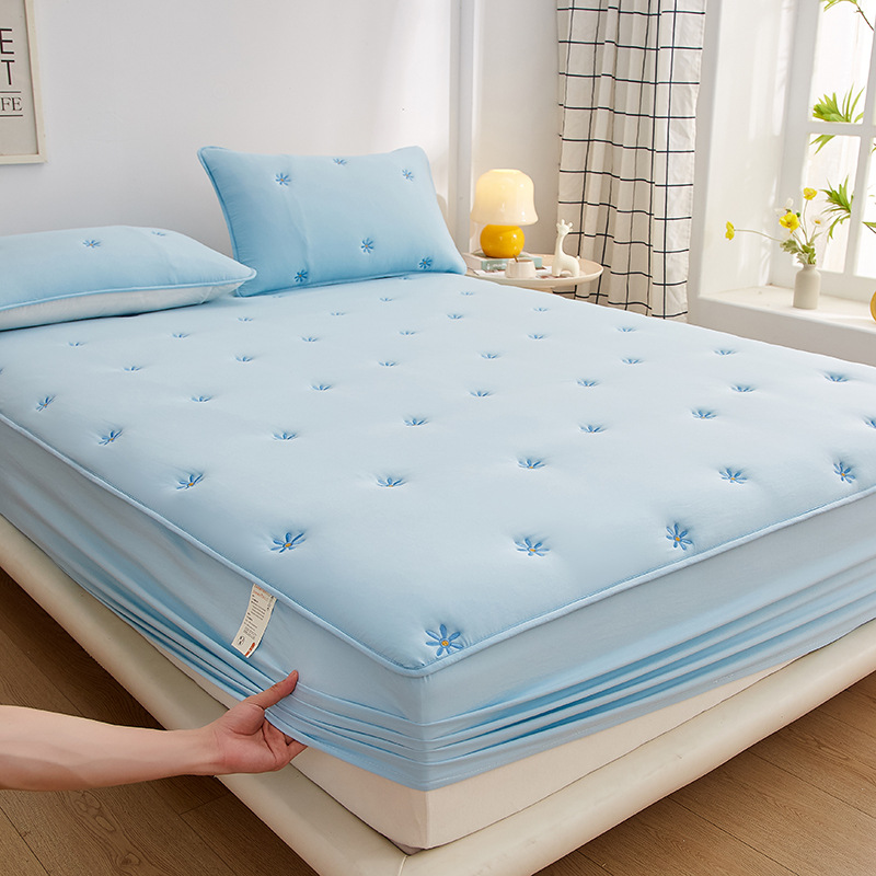 2024 nuevo estilo Clase A algodón lavado bordado sábana funda de cama acolchada funda de colchón para el hogar ropa de cama al por mayor